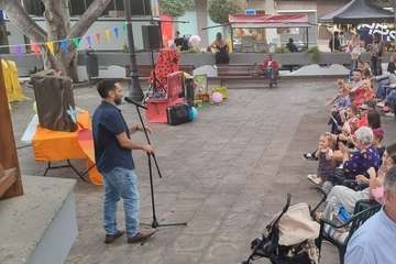 Muestra del silbo canario en la plaza de Los Llanos de Telde y proyección de documental en El Circulo Cultural/TA.